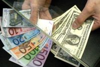 رشد نرخ دلار و یورو در معاملات مرکز مبادله رشد نرخ دلار و یورو در معاملات مرکز مبادله