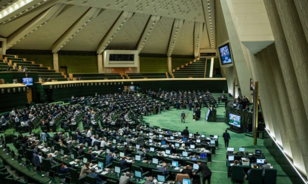 آغاز بررسی صلاحیت وزرای پیشنهادی دولت آغاز بررسی صلاحیت وزرای پیشنهادی دولت
