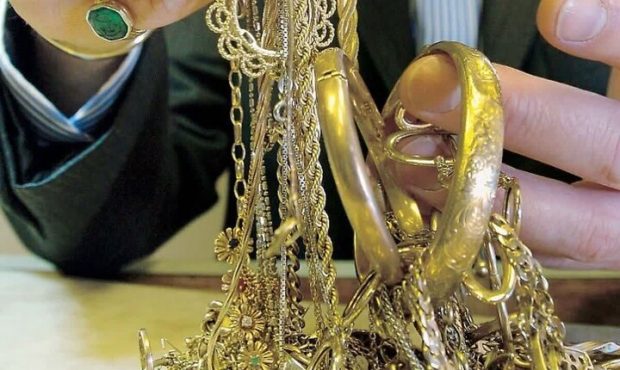 فروش طلای آنلاین بدون ذخیره سازی در بانک مرکزی ممنوع شد فروش طلای آنلاین بدون ذخیره سازی در بانک مرکزی ممنوع شد
