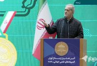 پزشکیان: می‌توانیم ایران را بسازیم/با افراد بی‌سواد و ریاکار نمی‌توان به جایی رسید