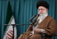 پیام تسلیت رهبر انقلاب به مناسبت درگذشت مادر غلامعلی حدادعاد”