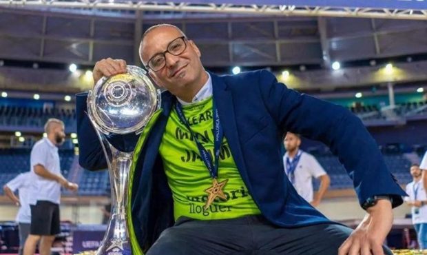 بهترین مربی جهان در گفتوگو با تسنیم: مطمئن بودم سالار در فوتسال سر و صدا میکند! بهترین مربی جهان در گفتوگو با تسنیم: مطمئن بودم سالار در فوتسال سر و صدا میکند!