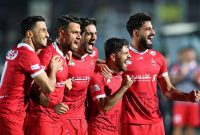 شکست طلسم پرسپولیس در تهران با پیروزی مقابل دومین تیم اصفهان شکست طلسم پرسپولیس در تهران با پیروزی مقابل دومین تیم اصفهان