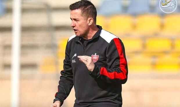 تأکید اوسمار: «اعتمادم به سیدجلال زیاد است، پرسپولیس برای جام باید بجنگد