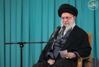 هشدار رهبر انقلاب: هرگونه اقدام نظامی آمریکا به جنگ منطقه‌ای منجر خواهد شد