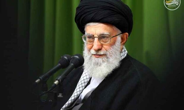 آداب دعا در ماه مبارک رمضان / برگرفته از بیانات رهبر انقلاب آداب دعا در ماه مبارک رمضان / برگرفته از بیانات رهبر انقلاب