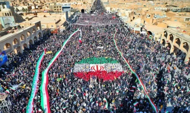 وحدت ملّی، حماسهای که سربلندی ایران را در جهان طنینانداز کرد/در برابر این وفاداری تاریخی و خروش انقلابی شما، سر تعظیم فرود میآوریم وحدت ملّی، حماسهای که سربلندی ایران را در جهان طنینانداز کرد/در برابر این وفاداری تاریخی و خروش انقلابی شما، سر تعظیم فرود میآوریم