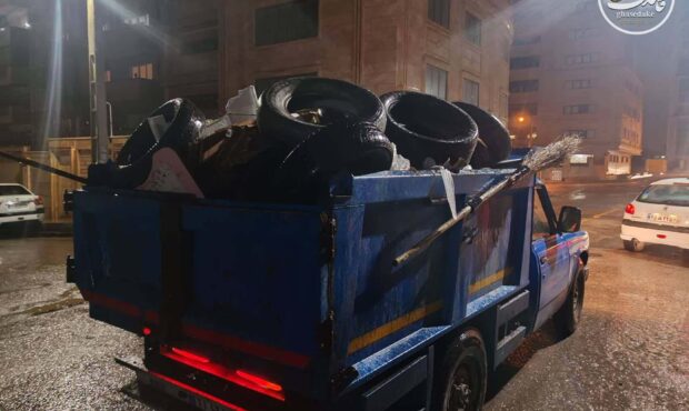 لاستیک در معابر و برنامهریزی برای آتش زدن! لاستیک در معابر و برنامهریزی برای آتش زدن!