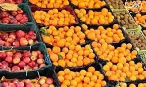 توزیع سیب و پرتقال شب عید به اندازه کافی در تهران توزیع سیب و پرتقال شب عید به اندازه کافی در تهران
