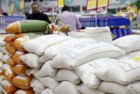 عضو کمیسیون کشاورزی: ذخایر برنج و روغن کافی است عضو کمیسیون کشاورزی: ذخایر برنج و روغن کافی است
