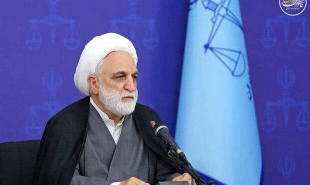 اژه‌ای: آغوش وطن برای بازگشت پشیمانان باز است