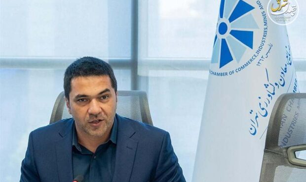 تنگه هرمز با اولویت عبور کشتی های ایرانی باز شد تنگه هرمز با اولویت عبور کشتی های ایرانی باز شد