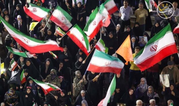 پاسخ قاطع به دشمن؛ از ارتش 20 میلیونی تا حماسه جان‌فدای 30 میلیونی