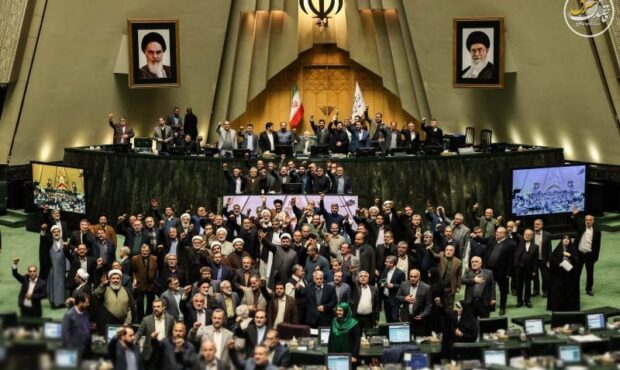 چهار پیام راهبردی رهبر انقلاب برای مجلس