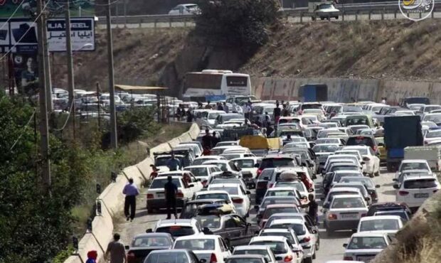 ترافیک سنگین در چالوس و آزادراه قزوین–کرج ترافیک سنگین در چالوس و آزادراه قزوین–کرج