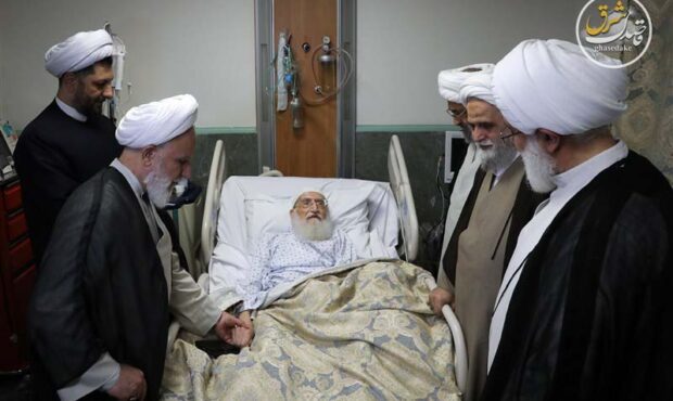عیادت نمایندگان رهبرمعظم انقلاب از آیتالله نوری همدانی عیادت نمایندگان رهبرمعظم انقلاب از آیتالله نوری همدانی