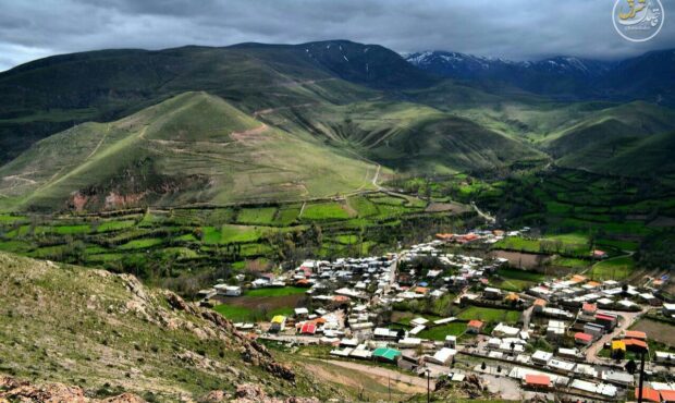 یک روز، دو طارم؛ تفاوت آشکار در حضور مسئولان و انعکاس خبری؛ اما این کجا و آن کجا؟! یک روز، دو طارم؛ تفاوت آشکار در حضور مسئولان و انعکاس خبری؛ اما این کجا و آن کجا؟!